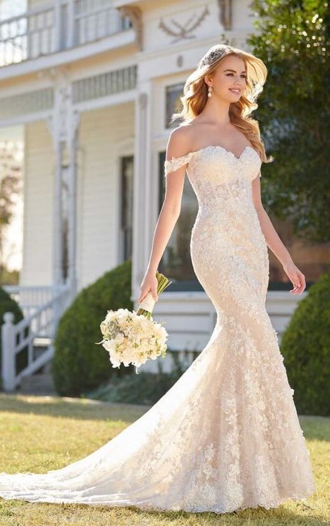 1018 Off-the-Shoulder Wedding Dress with Sparkle by Martina Liana Pnina Tornai, Stunning Wedding Dresses, Martina Liana Wedding Dress, Wedding Dresses Mermaid Sweetheart, Maxi Dress Wedding Guest, Girls Maxi Dresses, Martina Liana, Dresses Mermaid, Dresses Elegant