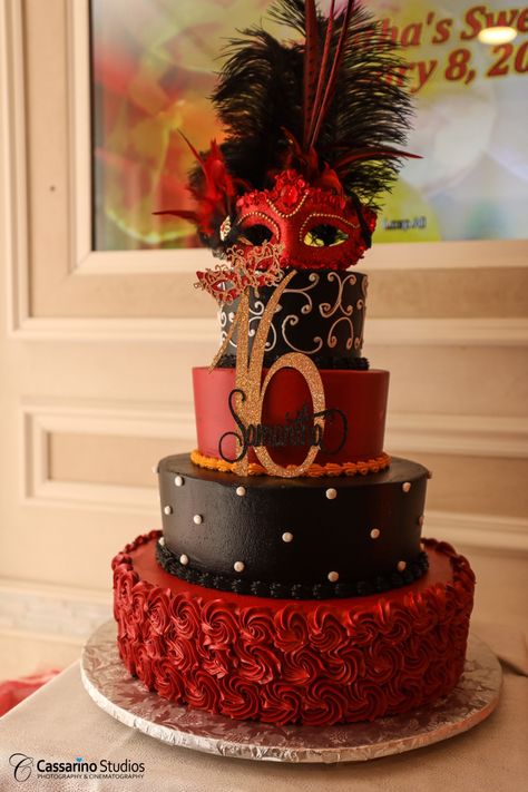 Victorian Themed Sweet 16, Sweet 16 Masquerade Cake Ideas, Masquerade Guest Book Ideas, Masquerade Ball Cakes Sweet 16, Quince Themes Masquerade, Masquerade 15 Party, Cake Masquerade Theme, Sweet 16 Masquerade Cake, Mascarade Cakes Sweet 16