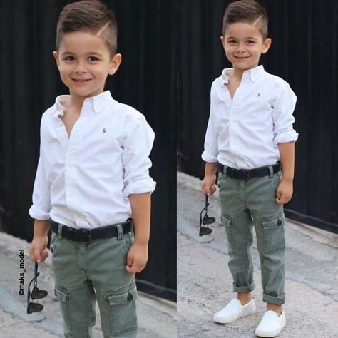 Image may contain: 2 people, people standing and child Toddler Boy Fashion, Bautizo Ideas Boy Outfits, Kids Dress Boys, Baby Boy Haircuts, Foto Langka, Baby Boy Dress