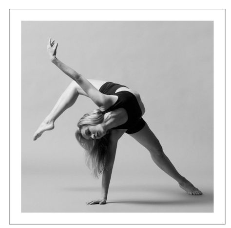 ballet. Yoga Kunst, Modern Dans, Dancing Poses, Dance Picture Poses, Dance Photo Shoot, Dancer Photography, Dance Photography Poses, Ballet Poses, Swing Dancing