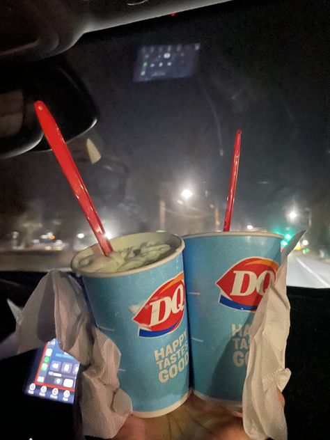 Dairy Queen Aesthetic Food, Dairy Queen Blizzard Aesthetic, Ice Cream Aesthetic Night, Vincent Solaire, Drive Late Night, Dairy Queen Aesthetic, Ice Cream Night, Late Night Ice Cream, Dq Ice Cream