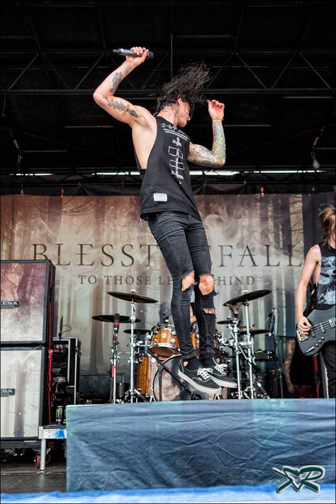 Beau Bokan- Blessthefall Mitch Lucker, Beau Bokan Blessthefall, Metalcore Outfit, Warped Tour Outfit, Beau Bokan, Rockstar Outfits, Fallen King, Screamo Bands, Tattoo Boy