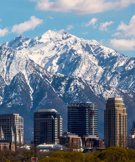 How Salt Lake City Became a Top American Drinking Destination Utah Mountains Snow, American Nature, Utah Salt Lake City, Experience Map, Utah Mountains, Mountain City, Lake Mountain, Utah Usa, Local Beer