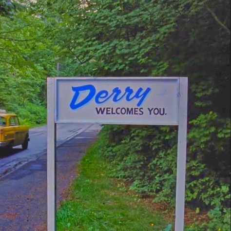 derry maine welcome sign pennywise losers club it movie 1990 aesthetic indie icon