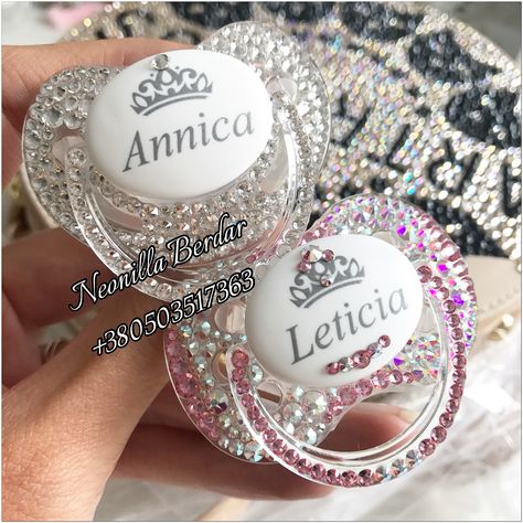 Baby stuff, pacifier clips, pacifier bling, Swarovski pacifiers, crystal pacifier, personalized pacifier, baby shower, girl stuff, baby needs. Пустышки Сваровски, именные соски, именные пустышки. Neonilla Berdar. Crystals Design, Luxury Baby Gifts, Baby Binky, Personalized Pacifier, Baby Shower Girl, Cute Black Babies, Baby Bling