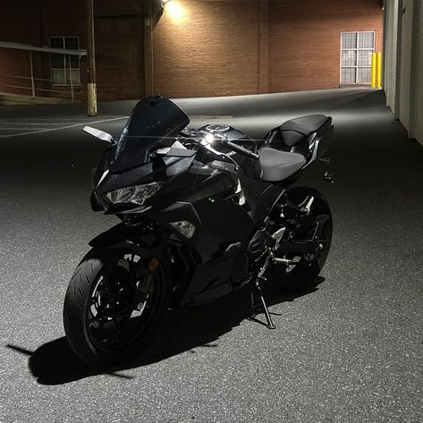 recents 🏍️ Motor Cycle Aesthetic, Ninja Motorcycle, Ninja 400, Motos Yamaha, Bike Aesthetic, Motorcycle Aesthetic, Biker Love, Pretty Bike, Biker Boys