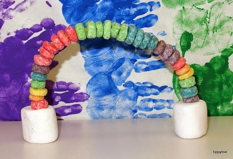 Edible Rainbows (from Tippytoe Crafts)                                                                                                                                                                                 More Fruit Loop Rainbow, Handprint Rainbow, Weather Crafts, Rainbow Craft, March Themes, March Crafts, Weather Theme, Froot Loops, St Patricks Day Crafts For Kids