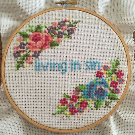 Cross Stitches, Knitting Quotes, Cross Stitch Quotes, Subversive Cross Stitch, Nature Cross Stitch, Pola Kristik, Cross Stitch Funny, Hand Embroidery Patterns, Cross Stitch Flowers