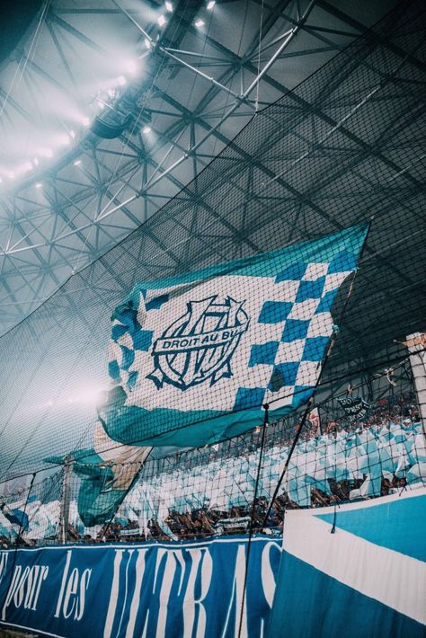 Football, Velodrome Marseille, Ultras Football, Sports Images, Sports Pictures, Photo Profil, Ideas Style, Home Ideas, Soccer