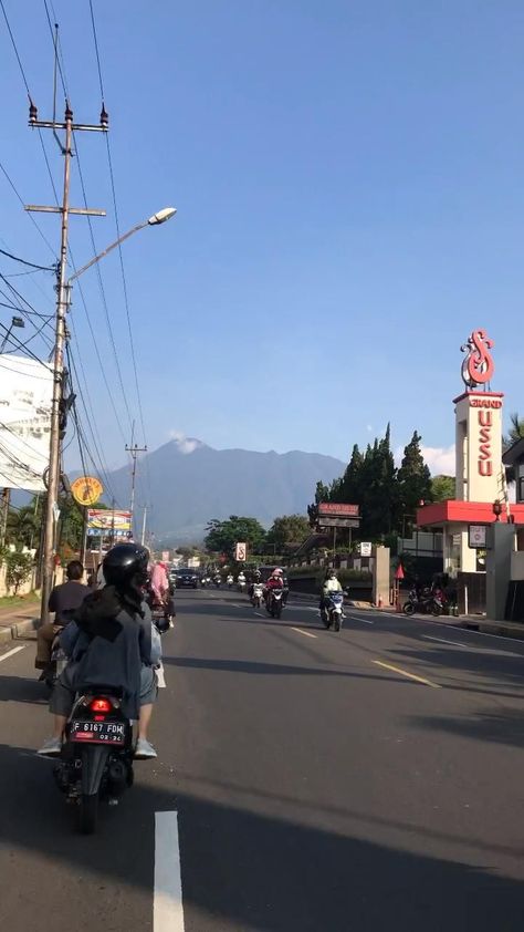 Prank Jalan Jalan, Video Naik Motor, Video Jalan, Naik Motor, Perjalanan Kota, Anime Romans, Aesthetic Korea, Fotografi Kota, Bandar Lampung