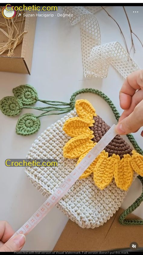 "100 Easy Crochet Projects: Quick and Stylish Makes for You and Your Home!" Crochet Doll Tutorial, صفحات التلوين, Crochet Gloves Pattern, Crochet Disney, Crochet Bag Tutorials, Crochet Bag Pattern Free, Crochet Market Bag, Crochet Handbags Patterns, Crochet Fashion Patterns