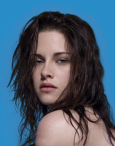 Miranda Cosgrove, Kristen Stewart Hair, Kristin Stewart, Kirsten Stewart, Kristen Stewart Style, Stella Maxwell, Nikki Reed, Celebrity Workout, Bella Swan