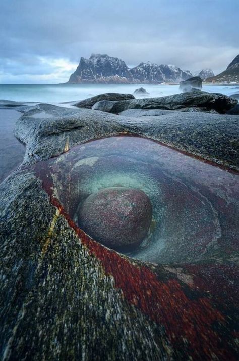 Dragon's Eye, Norway Bonito, Lofoten, Beautiful Nature Places, Andy Thomas, Norway Landscape, Nature Places, Norway Nature, Lofoten Islands, Luxury Travel Destinations