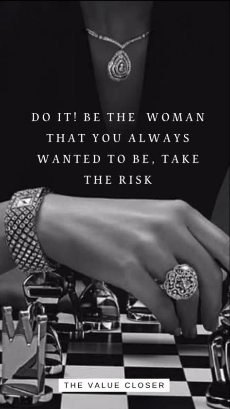 Independant Woman Aesthetic Pictures, Alpha Woman Wallpaper, Powerful Vision Board, Business Woman Successful Quotes, Succesfull Woman Aesthetic Wallpaper, Woman In Power Aesthetic, Running A Business Aesthetic, Powerful Aesthetic Woman, Business Women Wallpaper