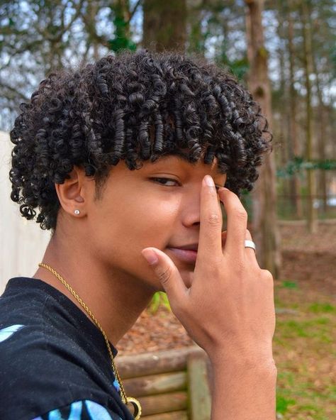 36 Cute Curly Hairstyles for Men – Svelte Magazine Black Boy Hairstyles, Taper Fade Curly Hair, Long Curly Hair Men, Men's Curly Hairstyles, Black Boys Haircuts, Black Hair Cuts, Men Haircut Curly Hair, Cute Curly Hairstyles, Boys With Curly Hair