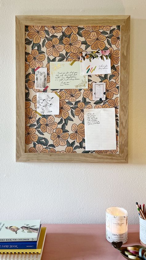 Modern Floral Bulletin Board with Orange Flowers Tela, Boho Cork Board Ideas, Teachers Office Ideas, Modern Bulletin Board, Floral Bulletin Board, Boho Cubicle Decor, Office Cork Board, Push Pin Board, Office Decor Workplace