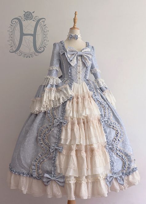 Medieval Palace, Victorian Dress Gown, Dress Kawaii, Op Dress, Old Fashion Dresses, Old Dresses, Fairytale Dress, Modieuze Outfits, Sweet Lolita