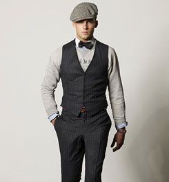 grooms attire. love the pip boy look with the vintage wedding dress Gatsby Party Outfit, Gatsby Outfit, Estilo Gangster, 1920s Mens Fashion, 1920s Men, Tie Outfit, Party Outfit Men, Man In A Suit, Wedding Outfit Men