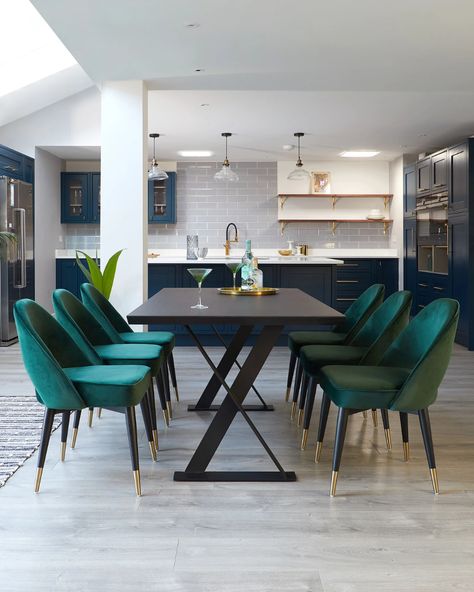 Dinning Table With Chairs, Dinning Table And Chair, Dark Green Dining Chairs, Velvet Dining Chairs Wood Table, Dining Table Green Chairs, Green Chairs Dining, Green Dining Room Chairs, Chair For Dining Table, Dinning Table Chairs