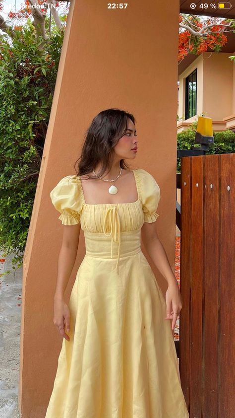 Summer girl yellow dress cute set make up outfit skirt hair travel bag inspiration ideas sun jewelry Yellow Peasant Dress, Modest Yellow Dresses, Pretty Casual Dresses Long, Flower Sun Dress, Modest Summer Outfits Dresses, Graduation Party Dresses Casual, Yellow Milkmaid Dress, Modest Maxi Dress Summer, Off The Shoulder Sun Dress