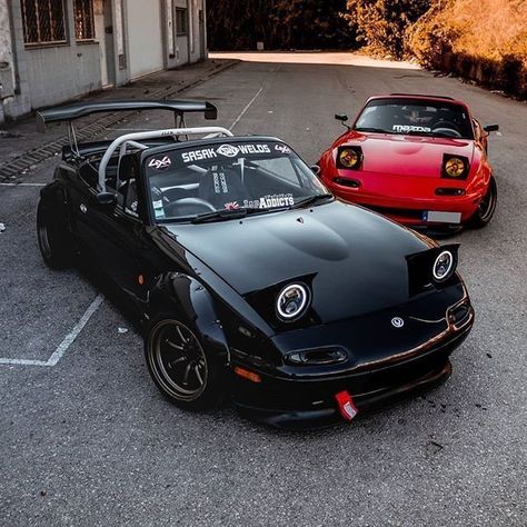 Miata Aesthetic, Car Ideas Aesthetic, Miata Car, Aesthetic Sports, Aesthetic Cars, R34 Gtr, Cars Ideas, Cars Aesthetic, Mazda Cars