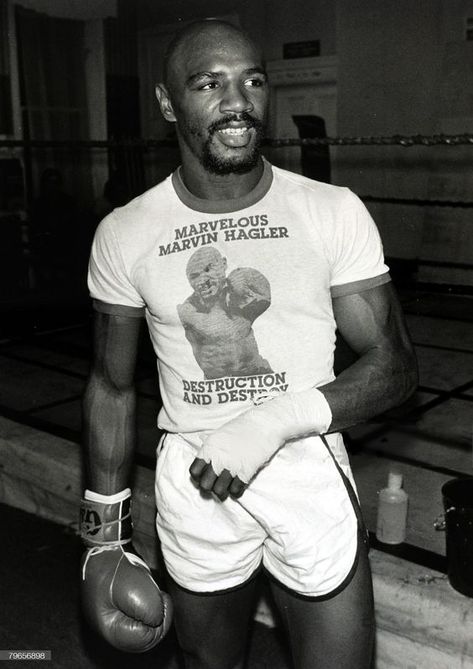 Marvin Hagler Boxing, Marvin Hagler, Marvelous Marvin Hagler, Mike Tyson Boxing, Roberto Durán, Boxing Images, Boxing History, Human Icon, Sport Boxing