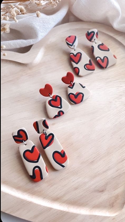 Make this slab with me! 😍 I loved this design from last year so much that I HAD to bring it back this year too! ❤️🖤 Limited quantities… | Instagram Fimo, Modern Clay Earring Ideas, Painted Clay Earrings Diy, Clay Earring Designs Diy, Earrings From Clay, Diy Earrings Fimo, Valentine Earrings Diy, Valentine Clay Earrings, Valentines Polymer Clay Earrings