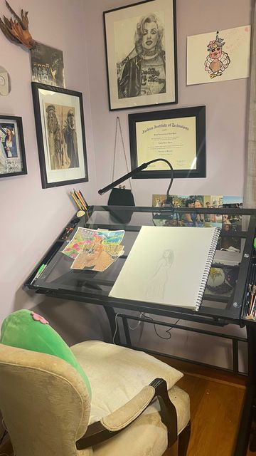 CEO of Crafts on Instagram: "My workspace is setup and back in action! 😍 - - - #setup #art #artistsoninstagram #artist #madison #friends #wip #artofinstagram #artwork #craft #desksetup #desk #parttime" Digital Drawing Setup, Drawing Set Up Desk, Artist Desk Workspaces, Art Business Aesthetic, Digital Artist Desk Setup, Digital Artist Setup, Digital Art Setup, Artist Desk Setup, Art Desk Setup