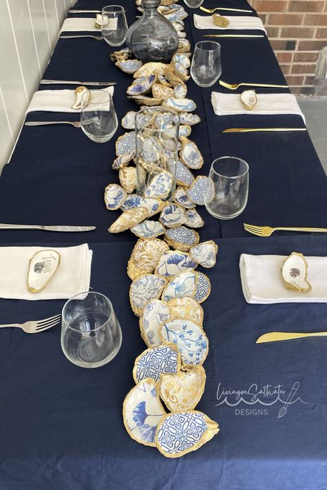 Oyster Shells Decor, Shell Centerpieces, Shell Table, Oyster Roast, Deco Marine, Oyster Shell Crafts, Shells Diy, Shell Crafts Diy, Small Pumpkins