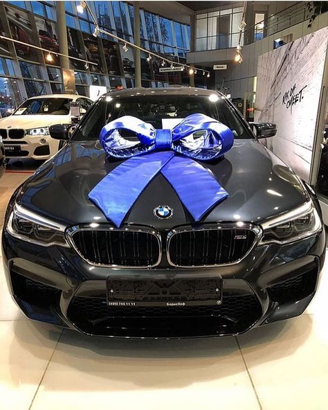 Perfect gift 🎁 Owne Car Present, M5 F90, Бмв X6, Bmw Black, Girl Car, Car Bmw, Car Goals, Bmw 7 Series, Classy Cars