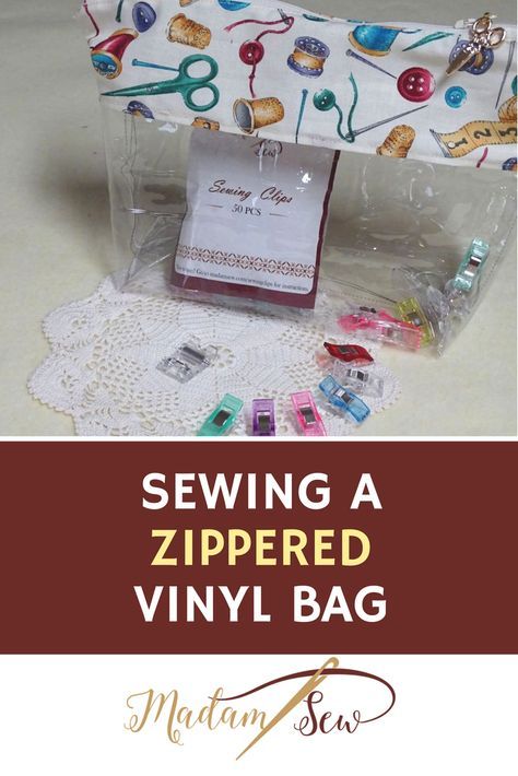 Diy Vinyl Bags, Clear Bag Diy, Diy Pouch Bag, Sew A Bag, Diy Beginner, Pouch Diy, Zipper Pouch Tutorial, Vinyl Bag, Lashes Mascara