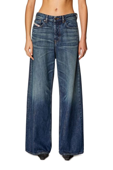 Women's Straight Jeans | Dark blue | Diesel 1996 D-Sire Jeans Styling, Plain Jeans, Denim Street Style, Diesel Denim, Jeans Dark Blue, Jean Straight, Diesel Jeans, Dark Blue Jeans, Denim Shop