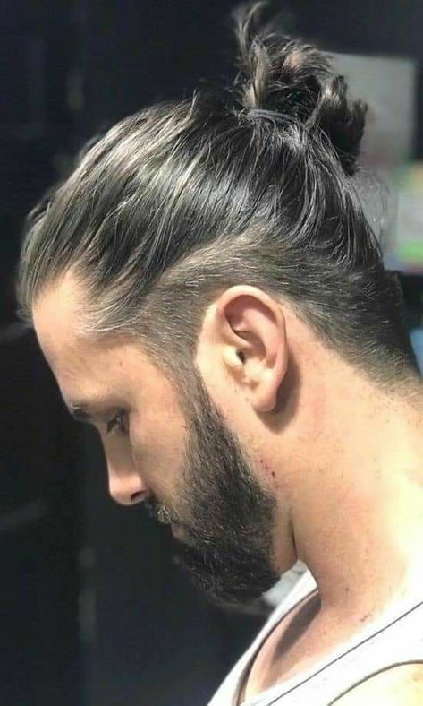 Top Knot Undercut, Man Bun Hairstyles, Undercut Long Hair, Guy Haircuts Long, Trendy Mens Haircuts, Long Hair Color, Men Haircut Styles, Styles Men, Super Hair