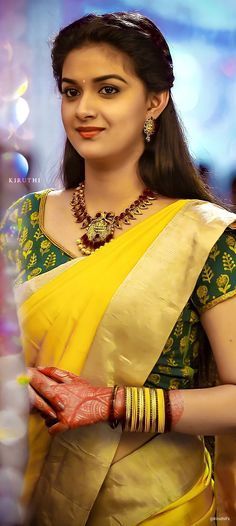 Pregnancy Announcements, Tollywood Heroines Wallpapers, Keerthi Suresh Saree, Kreeti Suresh, Keerthi Suresh Photos, College Girl Fashion, Keerthi Suresh, Keerthy Suresh, Cute Couples Photography