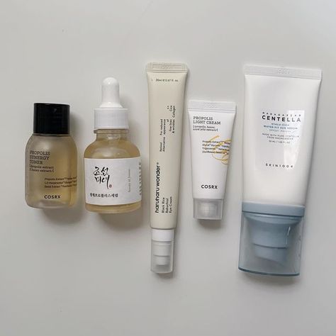 Korean Retinol, Korean Skin Care Secrets, Haut Routine, Corps Idéal, Hydrating Toner, Glow Skin, Korean Skincare Routine, Pretty Skin Care, Pretty Skin