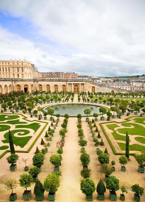 French Formal Garden, Garden Palace, Versailles Garden, Palace Of Versailles, Most Beautiful Gardens, Louis Xiv, Lush Garden, Best Garden, Louis Xvi