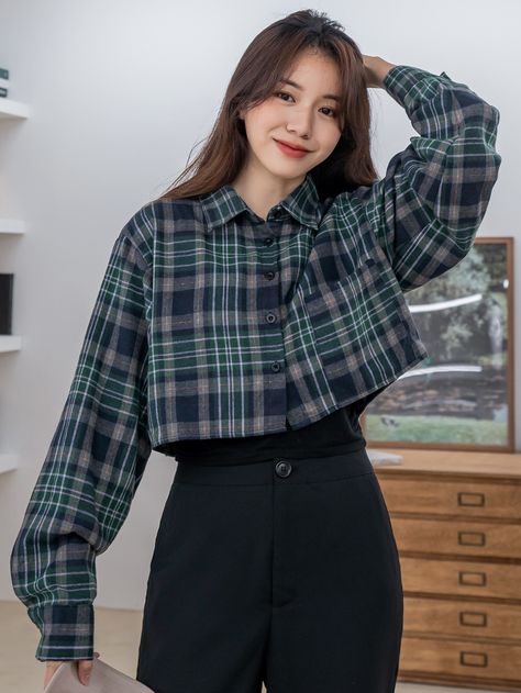 Dark Green Casual  Long Sleeve Cotton Plaid Shirt Embellished Non-Stretch Spring/Fall Women Tops, Blouses & Tee Crop Plaid Shirt Outfit, Green Crop Shirt Outfit, Crop Top And Shirt Outfits, Shirt And Crop Top Outfit, Kemeja Crop Top, Korean Shirt Outfit Women, Crop T Shirts For Women, Cropped Plaid Shirt Outfit, Plaid Shirts Women Outfit