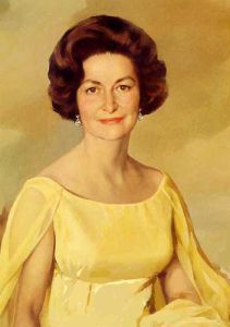 History Chicks, First Lady Portraits, Ladybird Johnson, Us First Lady, Presidents Wives, Lyndon B Johnson, American First Ladies, Lady Bird Johnson, Usa Presidents