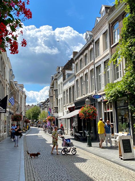 Maastricht, The Nederlands Aesthetic, Around The World Aesthetic, Netherlands Maastricht, Aesthetic Netherlands, Dutch Aesthetic, Maastricht Netherlands, Living In Europe, Northern Europe