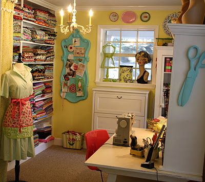 Space Captain, Sewing Room Inspiration, Retro Revival, Sewing Spaces, Coin Couture, Dream Craft Room, Craft Room Design, Sewing Room Organization, Quilting Room