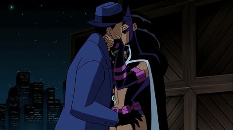 The beginning of Huntress and Question's romantic relationship Justice League Animated, Helena Bertinelli, Nightwing And Starfire, Love Is Real, Spiderman Art Sketch, Legion Of Superheroes, Justice League Unlimited, Green Lantern Corps, Dc Movies