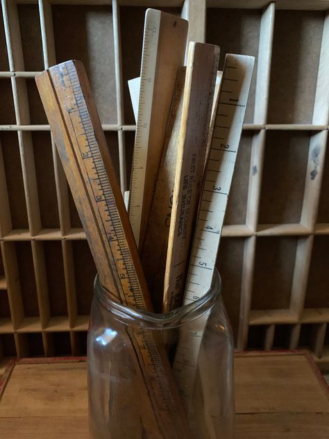 Antique Classroom, Vintage School Decor, Vintage School Supplies, Wood Ruler, Industrial Office Decor, Office Vintage, Vintage Home Office, Ruler Set, Vintage University