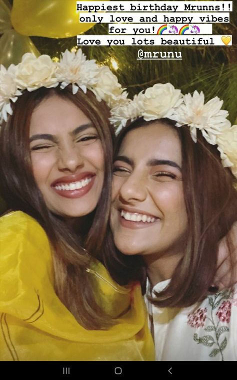 Birthday Story For Sister Instagram, Bday Caption For Sister, Birthday Post For Sister, Short Birthday Captions For Sister, Sister Birthday Instagram Story, Birthday Wishes For Sister Insta Story, Birthday Caption For Sister, Birthday Quotes Bff, Short Birthday Wishes