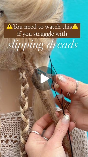 Marjolein van der Weide on Instagram: "Do you know the struggle of slipping dreads? 👇  It’s definitely one of mine when I self-install my temporary dreads, to braid them in tight enough to prevent them from slipping.  💝 I will share a little secret of mine: secure the first step of braiding with an extra elastic 💝  I hope it saves you as much as it does for me 💖   #hairhack #hairtutorial #hairideas #tutorial #haireducation #dreads" How To Put In Dread Extensions, How To Braid In Dread Extensions, Make Synthetic Dreadlocks, Making Dreads Tutorials, Installing Synthetic Dreads, How To Install Single Ended Dreads, Dread Extensions Diy, Install Dread Extensions, Dread Extension Hairstyles