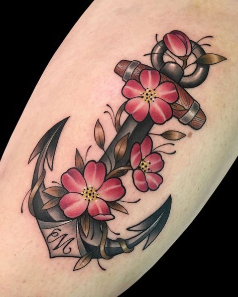 ⚓️ #ancor #ancortattoo #tattooancor #ancoratattoo #tattoo #ink #flower #ancorflowertattoo #tatt #tattoos #tattoogirl #tattoo #tattoos… Neo Traditional Anchor Tattoo, Anchor And Flower Tattoo, Anchor Flower Tattoo, Traditional Old School Tattoo, Butterfly Tattoos Images, Flores Tattoo, Butterfly Tattoo On Shoulder, Japanese Flower Tattoo, Anchor Tattoo Design