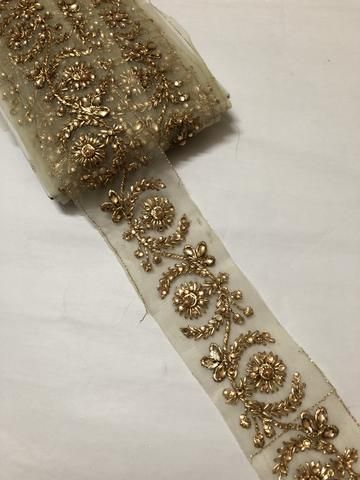 Embroidery lace with heavy stone and pearl work on net Couture, Simple Hand Embroidery Patterns, Boss Fashion, Lace Costume, Borders Online, Lace Fancy, Pearl Work, Lace Accessories, Types Of Lace