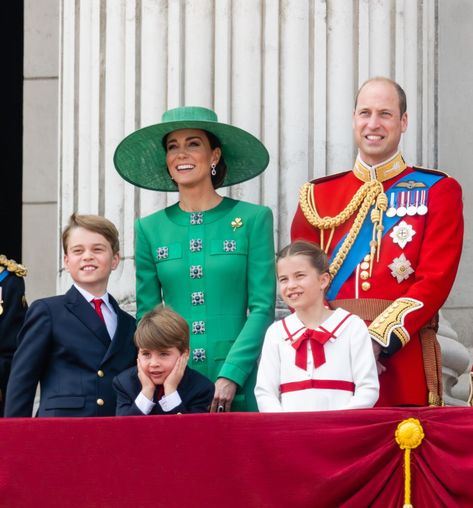 Principe William Y Kate, Old Prince, Trooping The Colour, Photos Of Prince, Prince Louis, Reina Isabel Ii, Isabel Ii, Catherine Middleton, Princess Anne