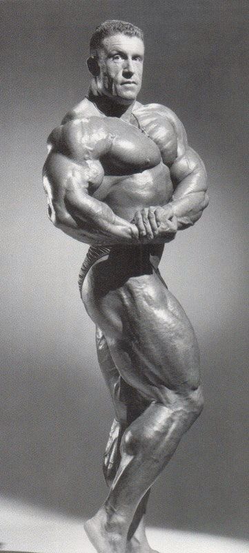 Mr Olympia Winners, Dorian Yates, Best Bodybuilder, Gym Wall, Side Chest, Extreme Workouts, Mr Olympia, Workout Pictures, Body Builder