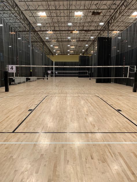 Aluminum Volleyball Net System at Clava Volleyball Club by Sports Imports Indoor Volleyball Court In House, Indoor Volleyball Court Home, Volleyball Bedroom Ideas, Volleyball Court Background, Volleyball Court Aesthetic, Club Volleyball Aesthetic, Indoor Volleyball Court, Zepeto Background Blackpink, Volleyball Bedroom