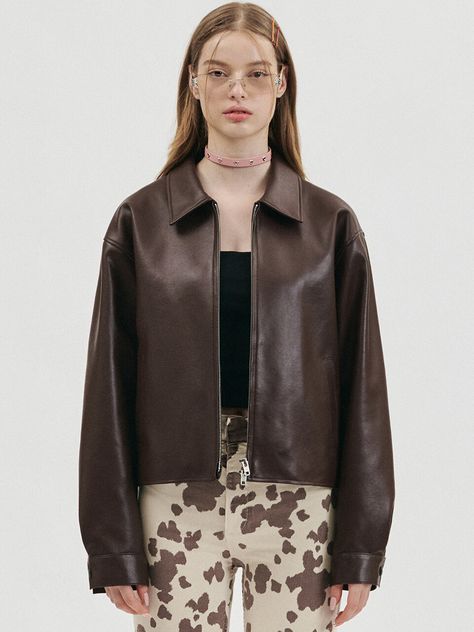 Leather Jacket Outfit Spring, Cropped White Shirt, Dressy Casual Outfits, Cropped Leather Jacket, Leather Jacket Outfits, Summer Lookbook, W Concept, Brown Jacket, Brown Leather Jacket